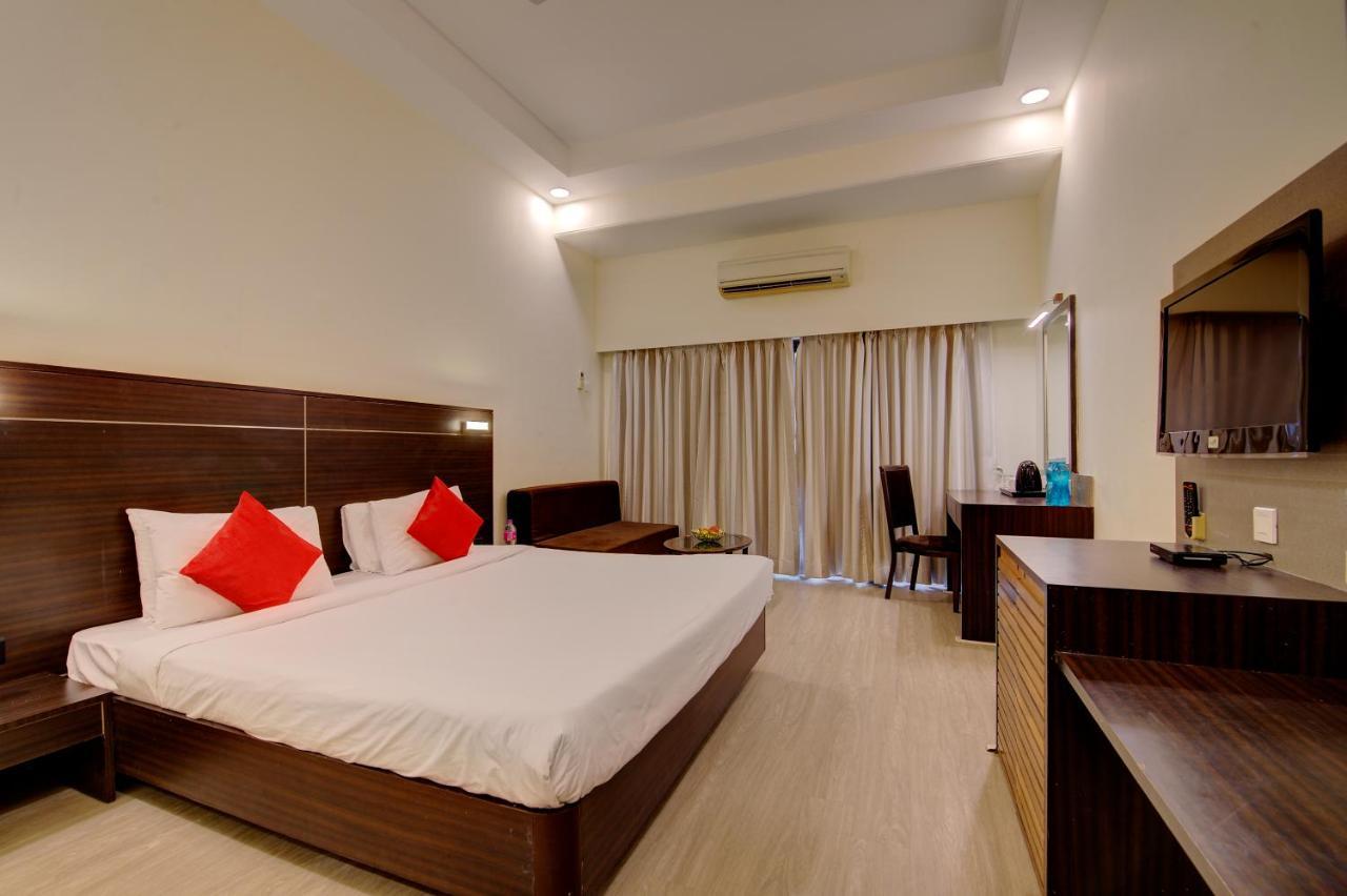 Khanvel Resort Сілвасса Екстер'єр фото