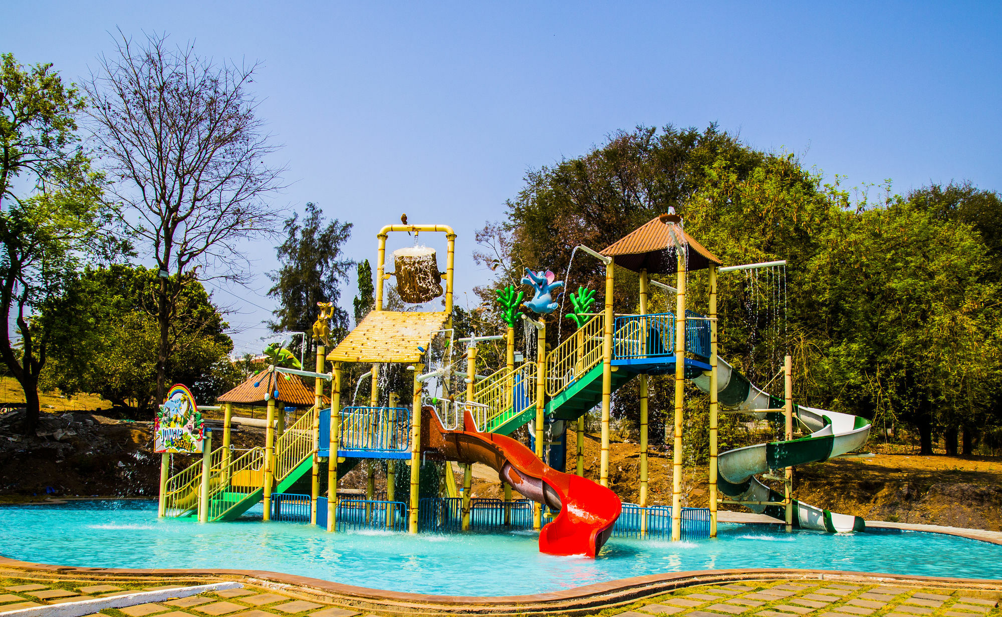 Khanvel Resort Сілвасса Екстер'єр фото