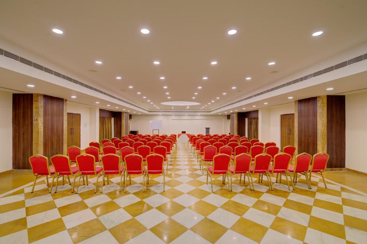 Khanvel Resort Сілвасса Екстер'єр фото