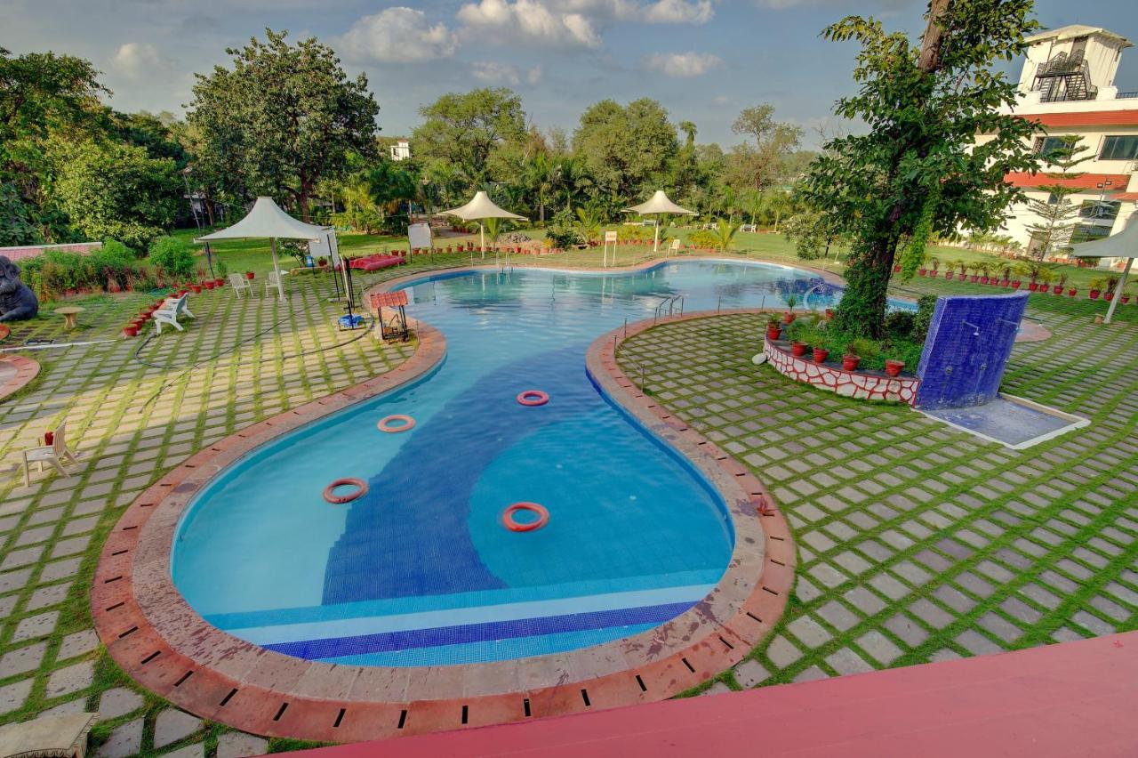 Khanvel Resort Сілвасса Екстер'єр фото